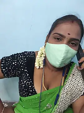 Snapshot of Tamil_riyalini12 chatting on 07/29/26, 04:21 Tamil riyalini12 online show from 07/29/26, 04:21