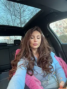 LunaBex online show from 01/13/26, 06:51