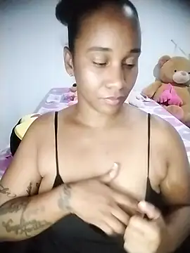 EbonyHorrny online show from 10/27/25, 04:49