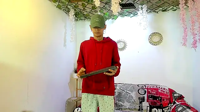 Bastian boyshot77 online show from 02/21/26, 01:23