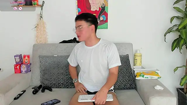 Young Ben online show from 09/13/25, 02:39