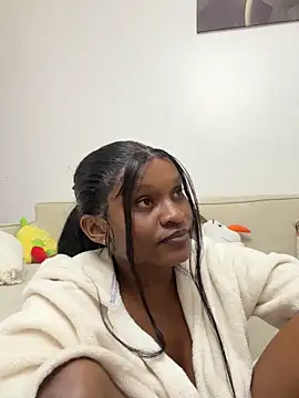 Lil-shawrie online show from 10/05/25, 08:18