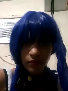 Snapshot of famousfox-69 chatting on 10/20/25, 08:04 famousfox-69 online show from 10/20/25, 08:04