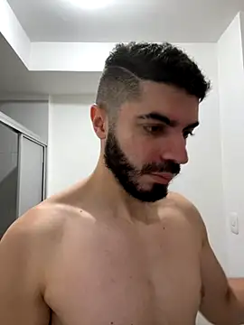 AxelThompson  online show from 10/21/25, 10:27