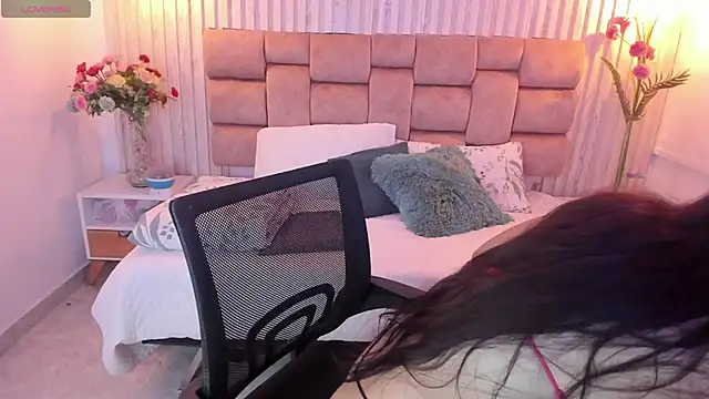 Gina25 online show from 10/09/25, 12:58