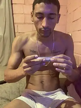 Snapshot of dotado22cmpoa chatting on 04/01/26, 12:22 dotado22cmpoa online show from 04/01/26, 12:22