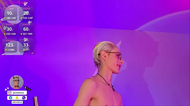 liiamluna  online show from 02/19/26, 09:27