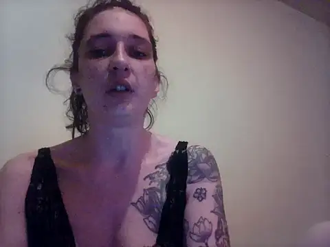 Snapshot of BestSexForYou chatting on 05/15/26, 04:58 BestSexForYou online show from 05/15/26, 04:58