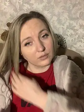 Snapshot of hotsteacher chatting on 02/25/26, 12:09 hotsteacher online show from 02/25/26, 12:09