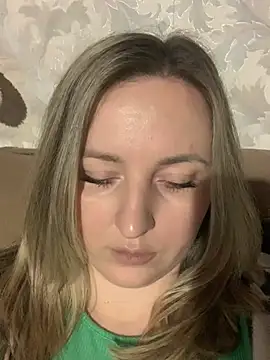 Snapshot of hotsteacher chatting on 02/25/26, 10:30 hotsteacher online show from 02/25/26, 10:30