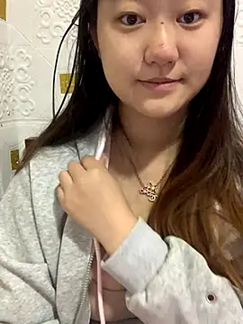 xialuo25 online show from 10/20/25, 12:33