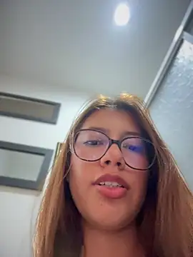 sara calderon online show from 04/18/26, 07:07