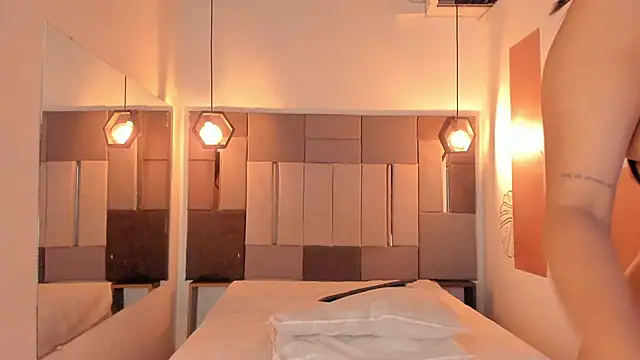 FreyrStone online show from 04/09/26, 08:58