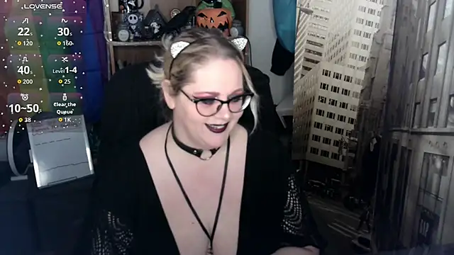 Snapshot of Kinky_Witch chatting on 07/16/26, 05:52 Kinky Witch online show from 07/16/26, 05:52