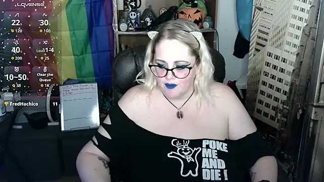 Snapshot of Kinky_Witch chatting on 07/18/26, 06:45 Kinky Witch online show from 07/18/26, 06:45