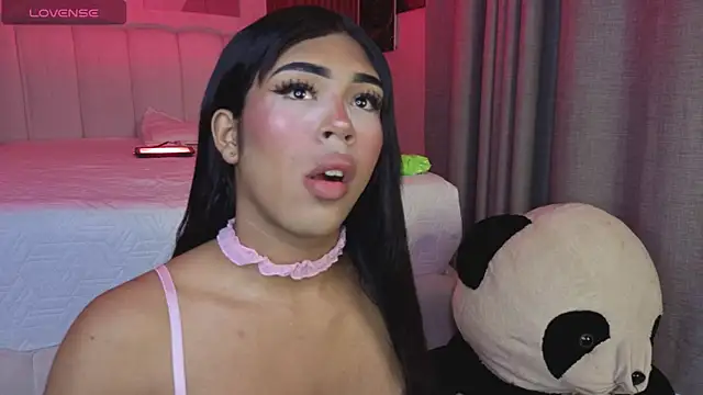 Snapshot of Im_perla_ chatting on 11/29/25, 10:13 Im perla online show from 11/29/25, 10:13