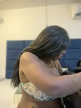 Alexia 24 online show from 01/16/26, 10:14