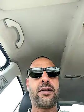 anaahmed30 online show from 10/03/25, 08:22