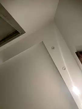 anaahmed30 online show from 12/15/25, 10:03