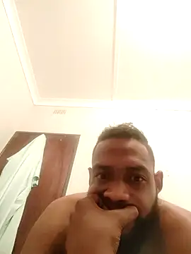 kulliguy online show from 10/28/25, 08:44