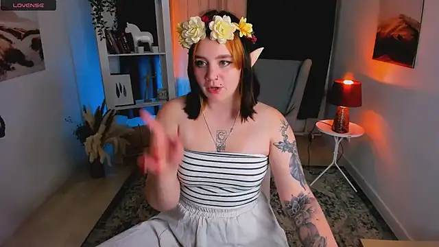 lunaalli online show from 09/18/25, 05:15