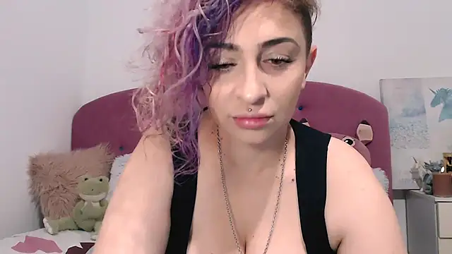 Snapshot of AAARUNY chatting on 11/03/25, 12:39 AAARUNY online show from 11/03/25, 12:39