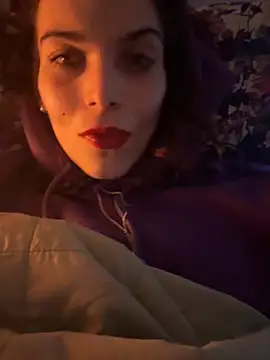 refem9 online show from 10/29/25, 08:43