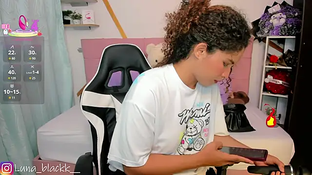 Luna blackk online show from 01/31/26, 09:02