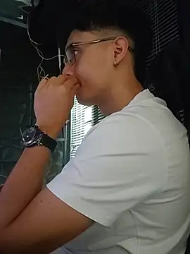 jacobs shelby online show from 11/18/25, 03:27