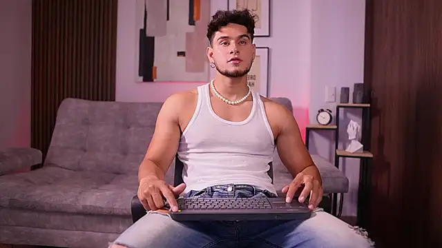 DaviesBrown online show from 10/28/25, 08:33