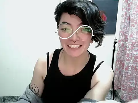Snapshot of Came-II chatting on 06/14/26, 02:24 Came-II online show from 06/14/26, 02:24