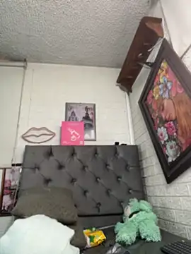 SALOME KORLAND online show from 04/10/26, 07:29