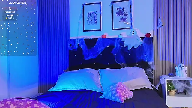 ashlycarteer online show from 10/10/25, 07:02