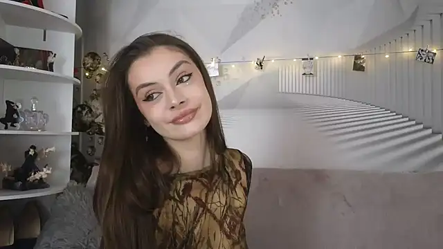 EvoletteLouLou online show from 11/24/25, 04:40