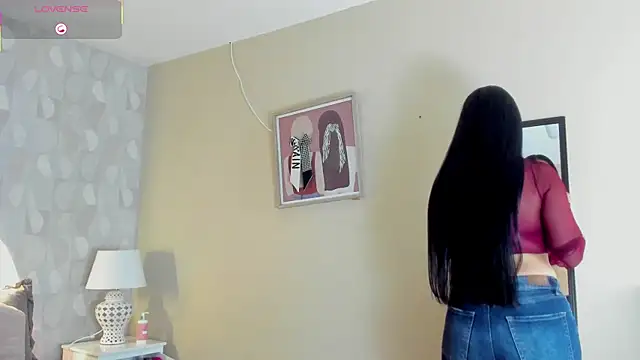 isabella milf  online show from 10/11/25, 07:12