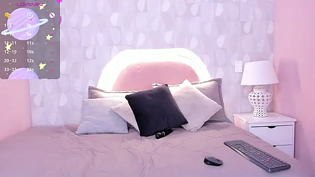isabella milf  online show from 07/18/26, 07:17