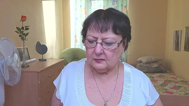 Margo Moll online show from 01/16/26, 10:41