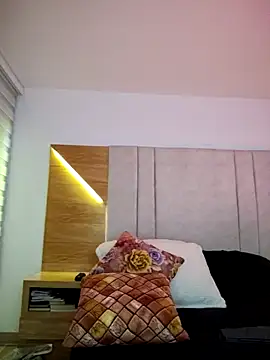 Snapshot of David_tatto1 chatting on 09/09/25, 02:44 David tatto1 online show from 09/09/25, 02:44