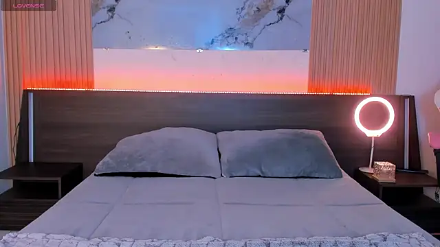 samanthaa moon online show from 04/04/26, 09:45