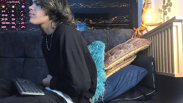 Diamond twink online show from 11/27/25, 04:36