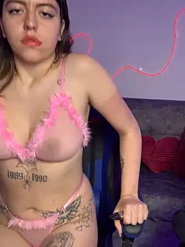 Snapshot of antonelaXantonysex chatting on 10/02/25, 06:15 antonelaXantonysex online show from 10/02/25, 06:15
