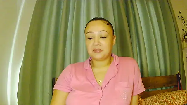 Snapshot of FieryAutumn_25X chatting on 02/26/26, 07:40 FieryAutumn 25X online show from 02/26/26, 07:40