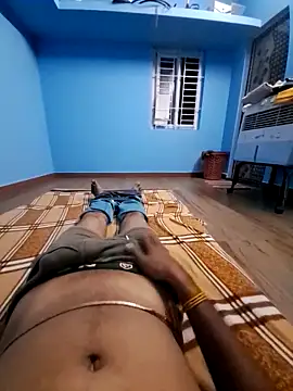 Tamilpayan00 online show from 04/23/26, 03:25