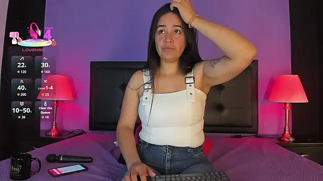 GreciaFox1 online show from 04/08/26, 12:27