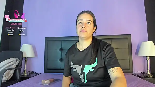 GreciaFox1 online show from 04/09/26, 12:21