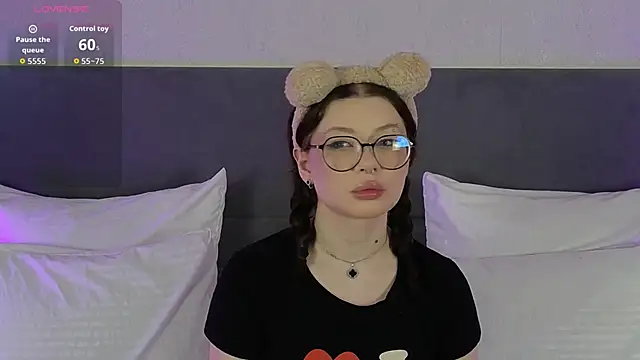 RianaRey online show from 04/18/26, 06:39