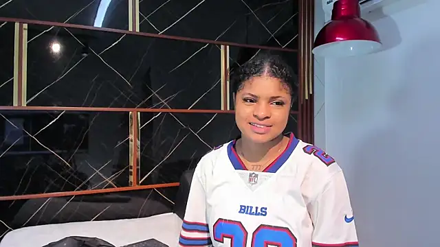 HannyThompson online show from 04/10/26, 12:43