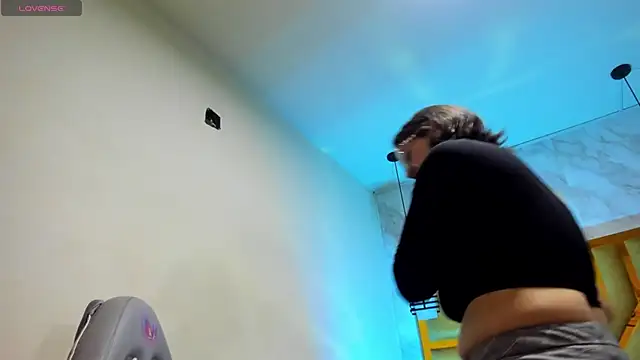 Luciifeer  online show from 01/05/26, 06:11