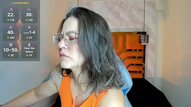 Snapshot of Luciifeer_ chatting on 06/01/26, 06:53 Luciifeer online show from 06/01/26, 06:53