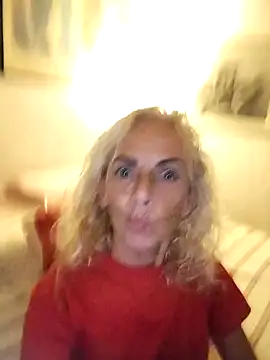 clarabell4 online show from 09/22/25, 08:22